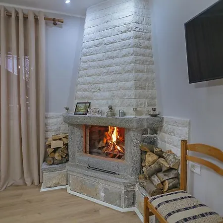 1 Lodge *