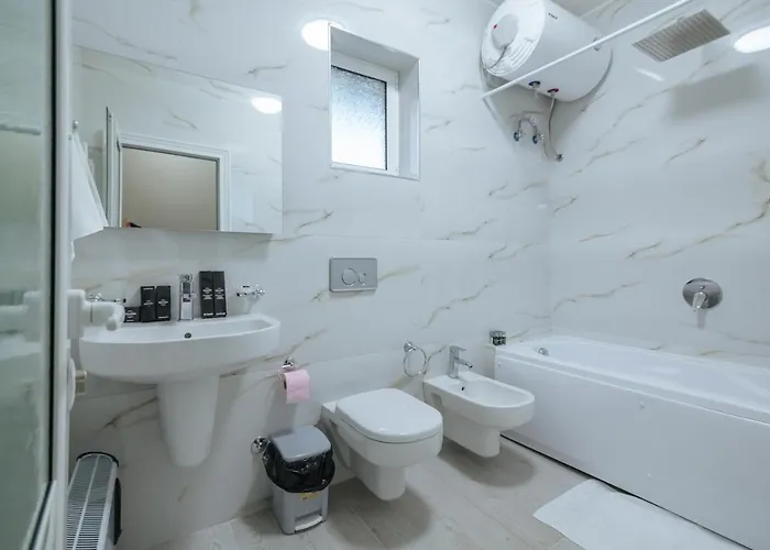 山林小屋 1 科尔察