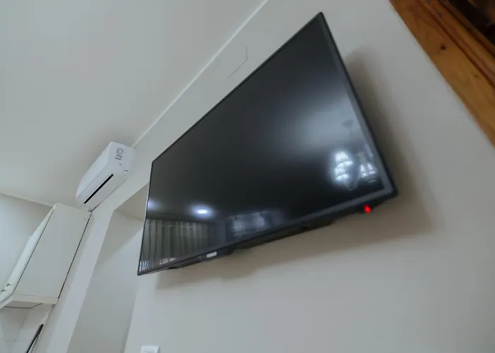 1 Alojamento de Turismo Selvagem *