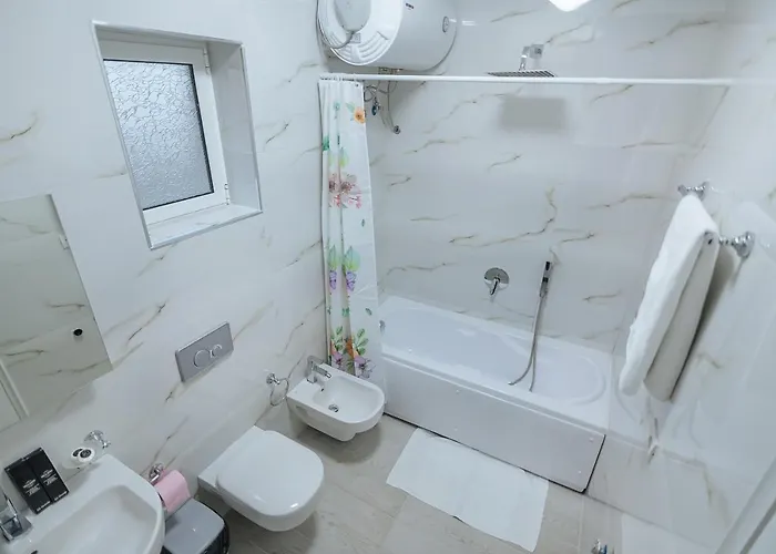 Alojamento de Turismo Selvagem 1